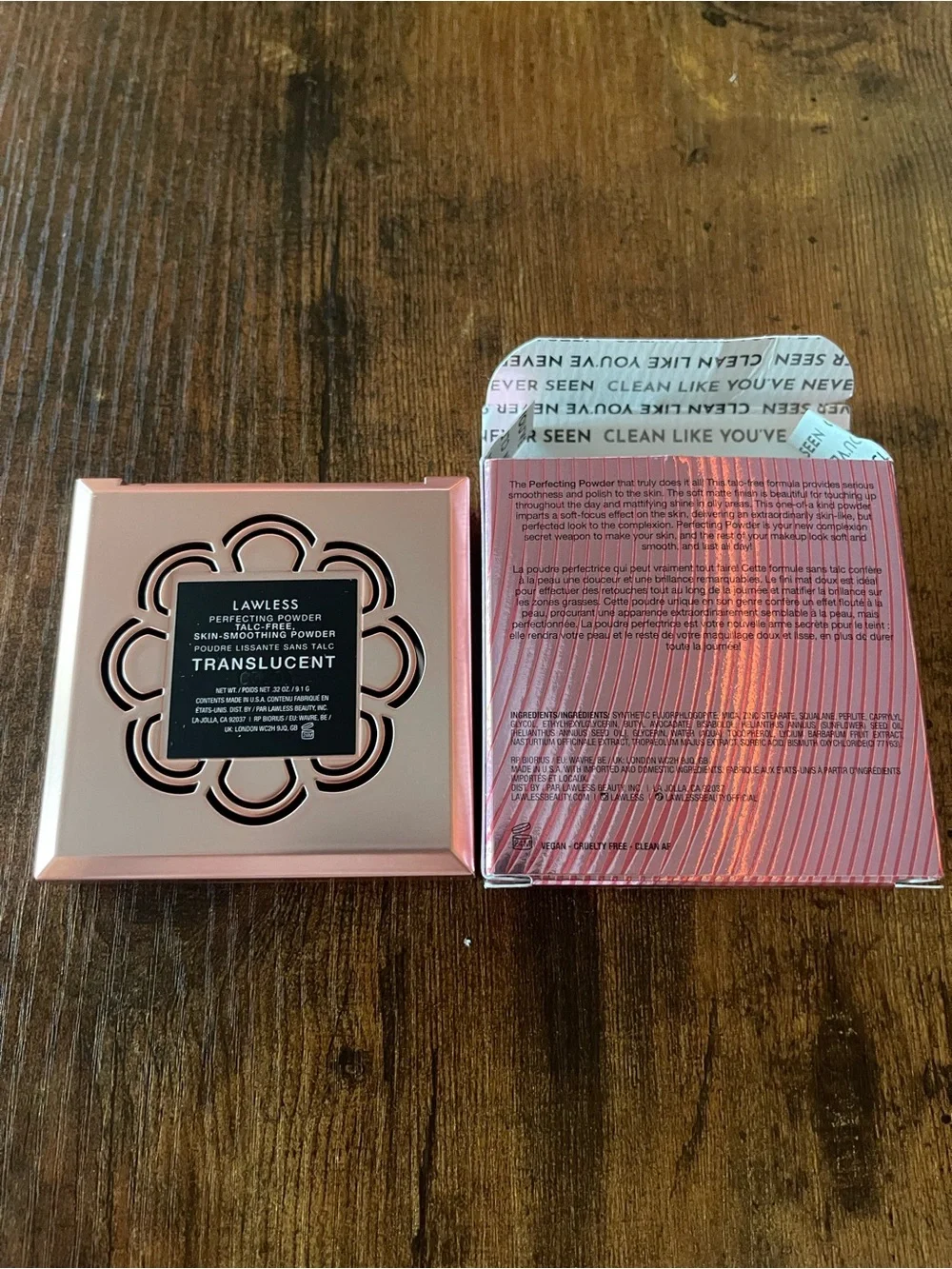 LAWLESS Perfecting Powder Translucent Talc-Free Skin Smoothing Powder NIB